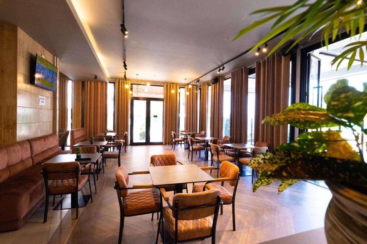 New Donantelo Hotel Vlorë 외부 사진