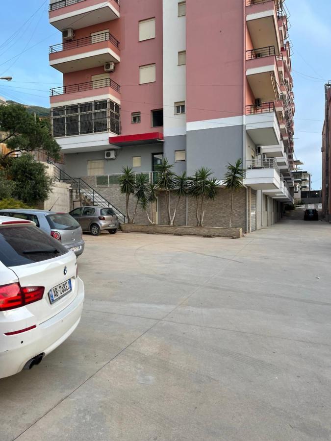 New Donantelo Hotel Vlorë 외부 사진