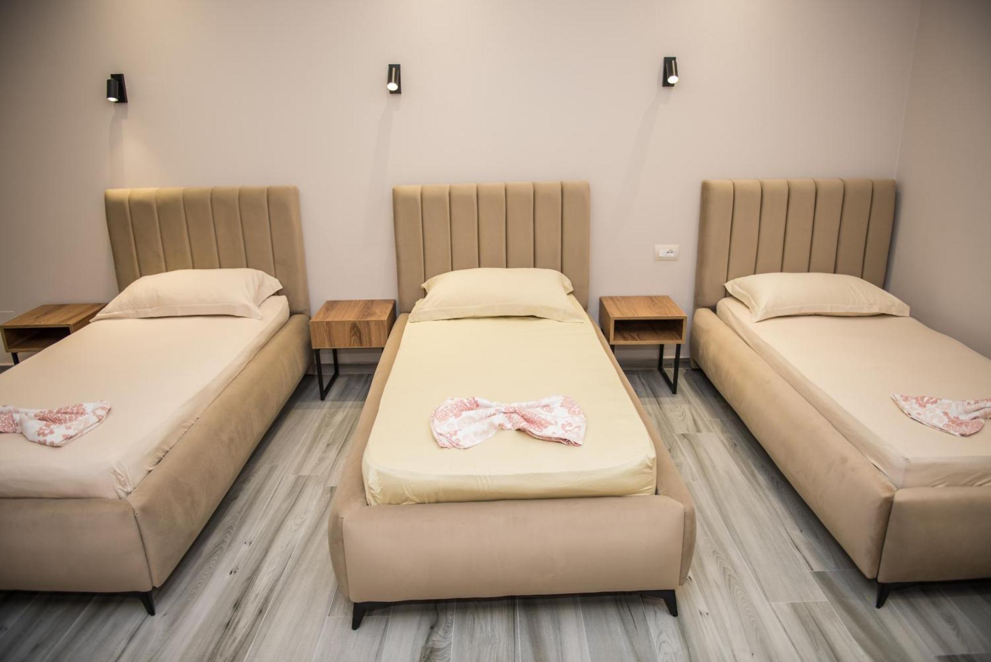 New Donantelo Hotel Vlorë 외부 사진