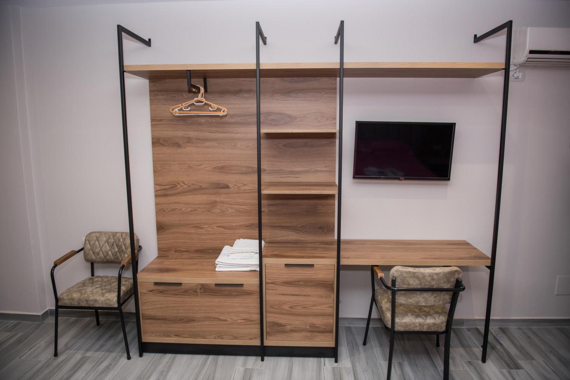 New Donantelo Hotel Vlorë 외부 사진
