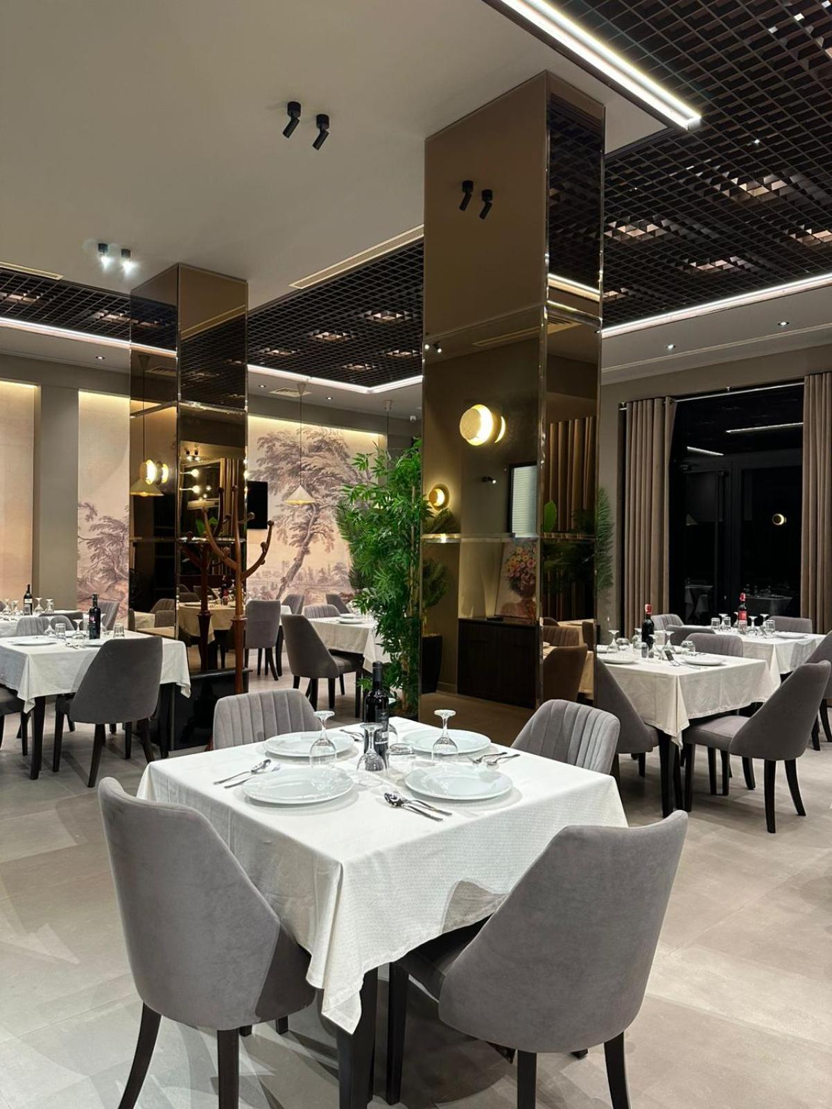 New Donantelo Hotel Vlorë 외부 사진